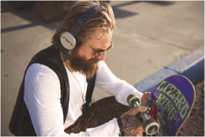 head-phones-skateboarding